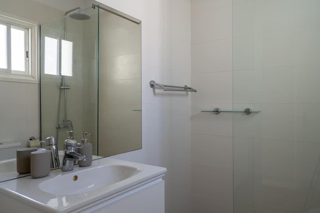 Cozy Nerina Cottage At Harbour Paphos Kültér fotó
