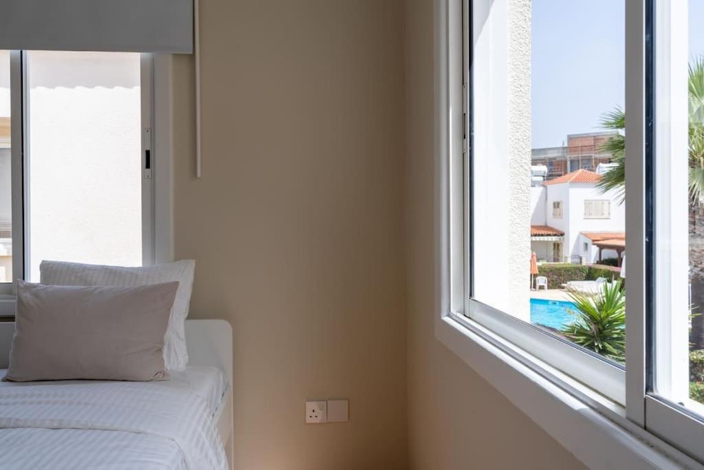 Cozy Nerina Cottage At Harbour Paphos Kültér fotó